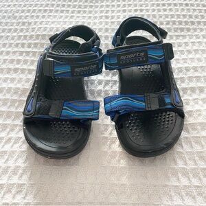 Sports Scotland Kids Black and Blue Sandals size 28